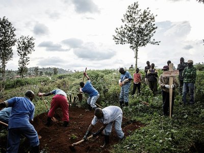 Enterrement d'une victime de l'épidémie d'Ebola, le 16 mai 2019 à  Butembo, dans l'est de la RD Congo - JOHN WESSELS [AFP]