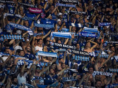 Les supporteurs de Strasbourg lors du match face au Maccabi Haïfa, au 3e tour préliminaire de Ligue Europa, le 25 juillet 2019 à La Meinau - PATRICK HERTZOG [AFP]