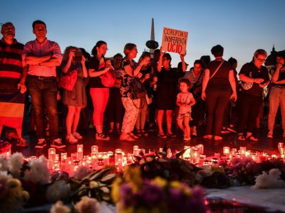 Veillée le 27 juillet 2019 à Bucarest en mémoire d'Alexandra, une fillette dont l'enlèvement et le meurtre ont profondément ému le pays provoquant le limogeage du chef de la police - Daniel MIHAILESCU [AFP]