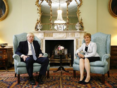 Le Premier ministre britannique Boris Johnson et son homologue écossaise Nicola Sturgeon le 29 juillet 2019 à Edimbourg - Duncan McGlynn [POOL/AFP]