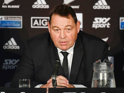 Le sélectionneur des All Blacks Steve Hansen en conférence de presse, le 27 juillet 2019 à Wellington - Marty MELVILLE [AFP/Archives]