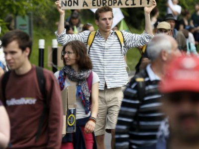 Manifestation contre
le projet "EuropaCity", le 21 mai 2017 à Gonesse (Val-d'Oise) - Thomas SAMSON [AFP/Archives]