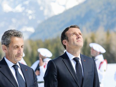 Emmanuel Macron et Nicolas Sarkozy lors d'un hommage aux résistants du plateau des Glières, en Haute-Savoie le 31 mars 2019 - LUDOVIC MARIN [POOL/AFP/Archives]