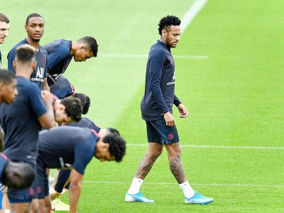 L'attaquant du PSG Neymar à l'entraînement, le 17 août 2019 à Saint-Germain-en-Laye - FRANCK FIFE [AFP]