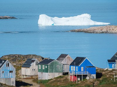 Iceberg devant le village de Kulusuk, au Groenland, le 16 août 2019 - Jonathan NACKSTRAND [AFP]