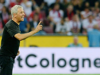 L'entraîneur de Dortmund Lucien Favre lors de la victoire 3-1 à Cologne le 23 août 2019 - UWE KRAFT [AFP]