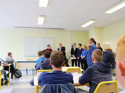 Le ministre a expliqué aux jeunes du lycée agricole d'Yvetot qu'ils avaient fait le bon choix. - Gilles Anthoine