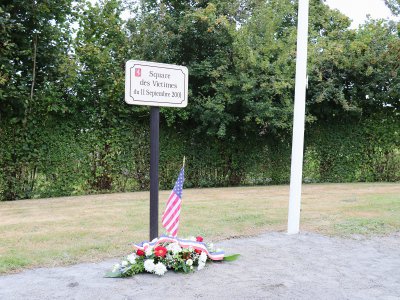 Le "Square des attentats du 11 septembre 2001" à Saint-Lô (Manche) - Thierry Valoi