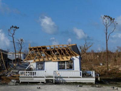 Une maison détruite par l'ouragan Dorian à Marsh Harbour, aux Bahamas, le 10 septembre 2019 - ANDREW CABALLERO-REYNOLDS [AFP]