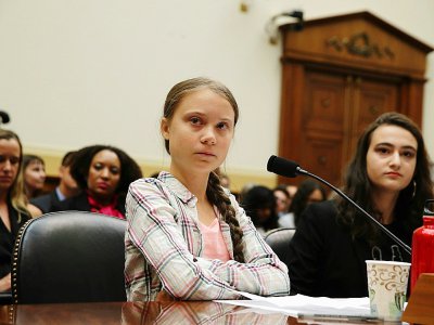 La jeune écologiste suédoise Greta Thunberg (c) lors de son audition au Parlement américain, le 19 septembre 2019 à Washington - ALEX WONG [GETTY IMAGES NORTH AMERICA/AFP]