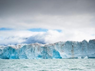 "Pour nous, les scientifiques, il est important de protéger cet environnement et de faire en sorte que les prochaines générations voient toujours la mer de glace sur laquelle nous allons mener ces recherches", a expliqué Markus Rex, le chef de l'expé - MARTIN BUREAU [AFP/Archives]
