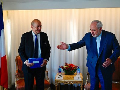Jean-Yves Le Drian et le ministre iranien des affaires étrangèges Mohammad Zarif, à New York le 22 septembre 2019 - Johannes EISELE [AFP]