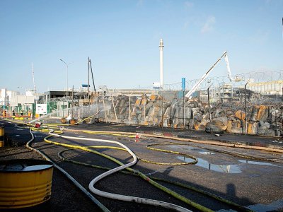 L'usine Lubrizol à Rouen le 27 septembre 2019, au lendemain de l'incendie qui l'a frappé - LOU BENOIST [AFP]