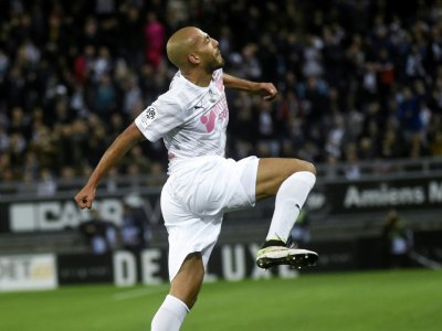 Le défenseur norvégien d'Amiens Haitam Aleesami ouvre la marque contre Marseille, le 4 octobre 2019 à Amiens - FRANCOIS LO PRESTI [AFP]