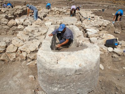 Excavations sur le site archéologique d'En Esur, dans le centre d'Israël, où une ville vieille de 5.000 ans a été découverte, le 6 octobre 2019 - JACK GUEZ [AFP]