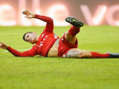 Le défenseur français Lucas Hernandez blessé avec le Bayern Munich face au FC Cologne, le 21 septembre 2019 en Bavière - Christof STACHE [AFP/Archives]