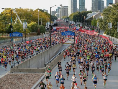 Les concurrents du marathon de Chicago, le 13 octobre 2019 - KAMIL KRZACZYNSKI [AFP]