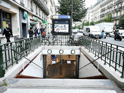 Une station de métro parisien le 13 septembre 2019, jour de grève contre la réforme des retraites - STEPHANE DE SAKUTIN [AFP/Archives]