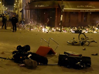 La terrasse du restaurant Le Petit Carillon soufflée par l'attentat du 13 novembre 2015 à Paris - Dominique FAGET [AFP/Archives]