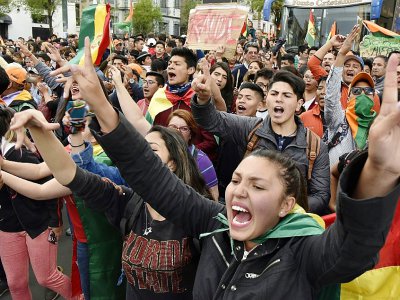 Des supporters de Carlos Mesa à La Paz le 21 octobre 2019 - Aizar RALDES [AFP]