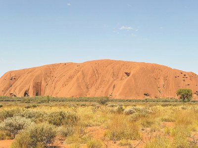Le rocher d'Uluru, le 11 octobre 2013 dans le parc national Uluru-Kata, en Australie - GREG WOOD [AFP/Archives]