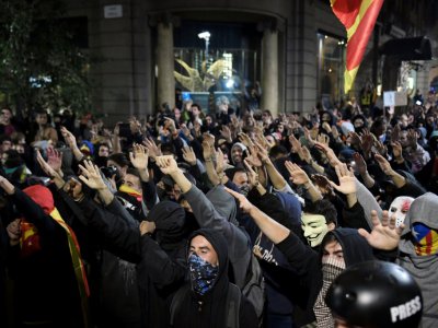 Des militants pro-indépendantistes à Barcelone le 26 octobre 2019 - Josep LAGO [AFP]