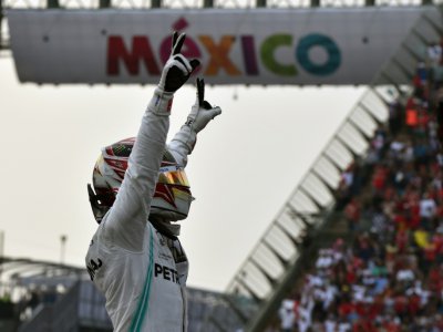 Le Britannique Lewis Hamilton (Mercedes) vainqueur du GP du Mexique, le 27 octobre 2019 à Mexico - RODRIGO ARANGUA [AFP]