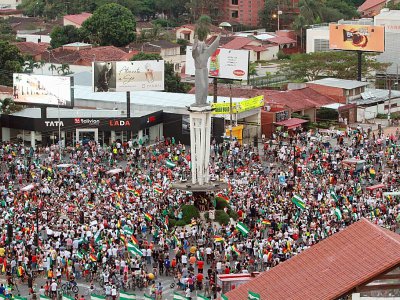 Marche de Boliviens contre la réélection d'Evo Morales, à Santa Cruz le 27 octobre 2019 - DANIEL WALKER [AFP]
