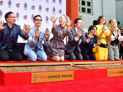 L'équipe de la série "The Big Bang Theory" à Hollywood le 1er mai 2019 - Frederic J. BROWN [AFP]
