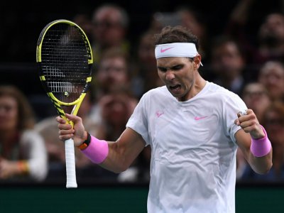 L'Espagnol Rafael Nadal exulte après avoir battu le Français Adrian Mannarino au 2e tour du Masters 1000 de Paris, le 30 octobre 2019 - Christophe ARCHAMBAULT [AFP]