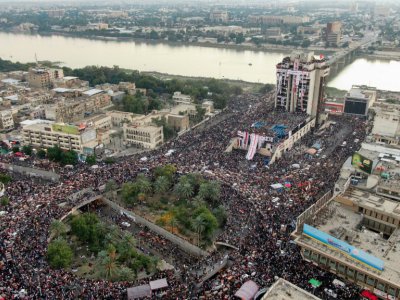 vue aérienne d'un rassemblement contre le gouvernement irakien, place Tahrir, à Bagdad, le 2 novembre 2019en - - [AFP]