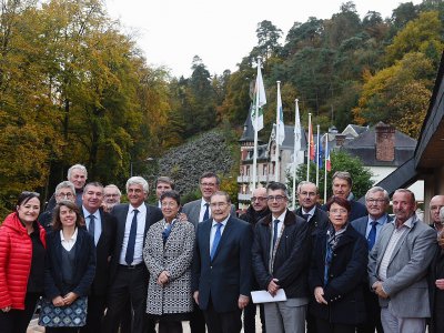 Les élus locaux et régionaux ont inauguré la nouvelle réserve naturelle lundi 4 novembre 2019. - Biernacki / Région Normandie