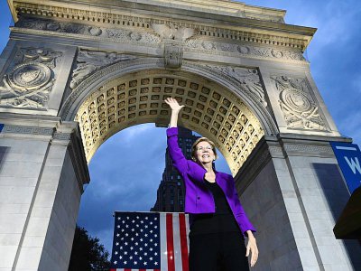 La sénatrice démocrate et candidate à la Maison Blanche Elizabeth Warren, lors d'un meeting de campagne le 16 septembre 2019 à New York - TIMOTHY A. CLARY [AFP/Archives]