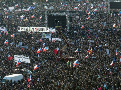 Manifestation contre le Premier ministre Andrej Babis le 16 novembre 2019 à Prague - Michal Cizek [AFP]