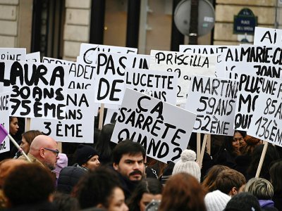 Manifestation à Paris le 23 novembre 2019 pour dire "stop" aux violences sexistes et sexuelles et aux féminicides - DOMINIQUE FAGET [AFP]