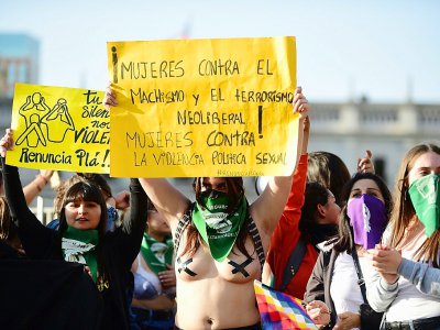 Manifestation contre les violences faites aux femmes à Santiago du Chili, le 25 novembre 2019 - Johan ORDONEZ [AFP]