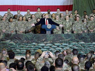 Le président américain Donald Trump s'adresse aux troupes américaines lors d'une visite surprise sur le base américaine de Bagram, en Afghanistan - Olivier Douliery [AFP]