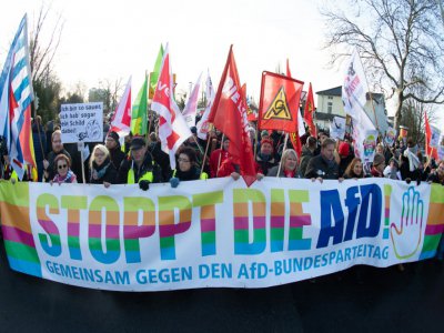 Manifestation contre l'AfD, pendant le congrès du parti antimigrants à Brunswick en Allemagne le 30 novembre 2019 - Swen Pförtner [dpa/AFP]