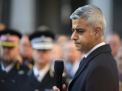 Le maire de Londres Sadiq Khan rend hommage aux victimes de l'attentat de London Bridge, le 2 décembre 2019 - DANIEL LEAL-OLIVAS [AFP]