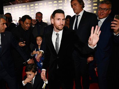 Lionel Messi à son arrivée pour le Ballon d'Or 2019 à Paris, le 2 décembre 2019 - FRANCK FIFE [AFP]