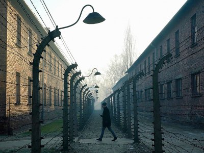 Le camp nazi d'Auschwitz-Birkenau, en Pologne, lors de la visite de la chancelière allemande Angela Merkel le 6 décembre 2019 - JANEK SKARZYNSKI [AFP]