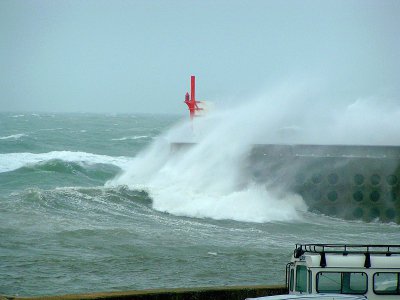 Fort coup de vent annoncé sur les côtes de la Manche dans la nuit du dimanche 8 au lundi 9 décembre en fin d'après-midi. 