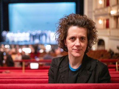 L'Autrichienne Olga Neuwirth, première femme à composer pour l'Opéra de Vienne, lors de la répétition le 3 décembre 2019 de l'opéra "Orlando" - JOE KLAMAR [AFP]