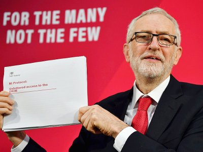 Le chef du parti travailliste britannique, Jeremy Corbyn, lors d'une conférence de presse 0 Londres le 6 décembre 2019 - Ben STANSALL [AFP]