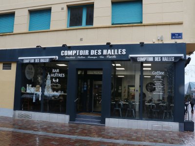 L'épicerie-restaurant Le Comptoir des Halles à Cherbourg a vu une hausse de la fréquentation entre le jeudi 5 et le mardi 10 décembre. - Marthe Rousseau