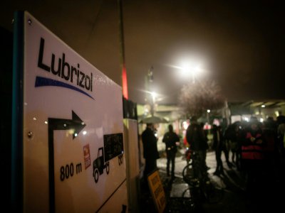 Les abords du site Lubrizol de Rouen, le 26 novembre 2019 - LOU BENOIST [AFP]