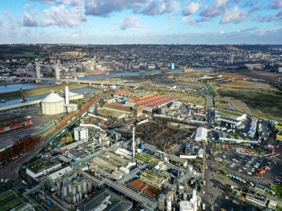 Vue aérienne du site de Lubrizol, le 9 décembre 2019 à Rouen - Lou BENOIST [AFP]