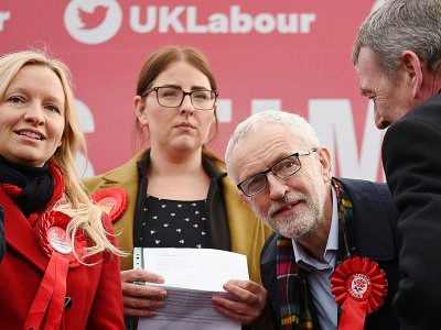 Jeremy Corbyn en campagne à Stainton Village, dans le nord-est de l'Angleterre, le 11 décembre 2019 - Oli SCARFF [AFP]
