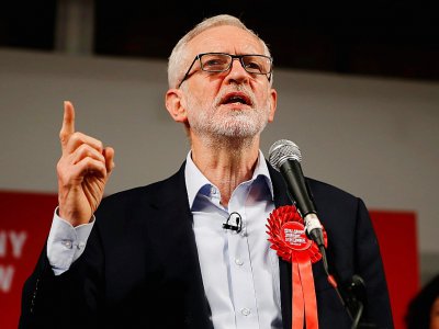 Le chef du Parti travailliste, Jeremy Corbyn, pendant sa campagne pour les législatives anticipées, le 11 décembre 2019 à Londres - Tolga AKMEN [AFP]