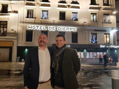 Pierre et Julien Guéret sont satisfaits de voir l'aboutissement d'un long chantier à l'hôtel de Dieppe.